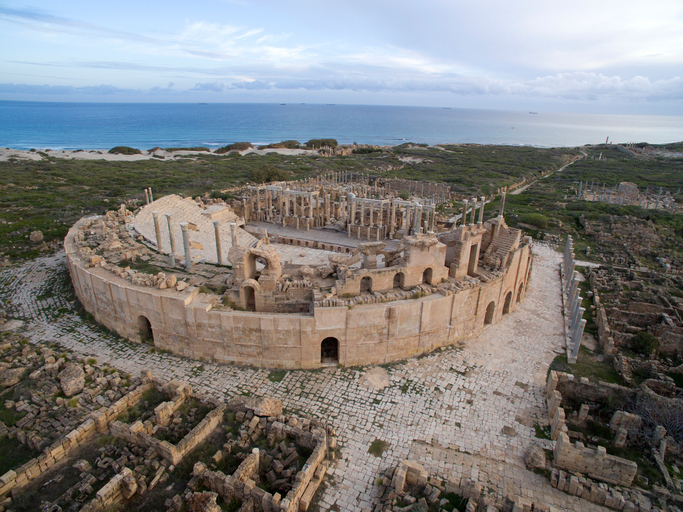 Anfiteatros romanos Anfiteatros romanos